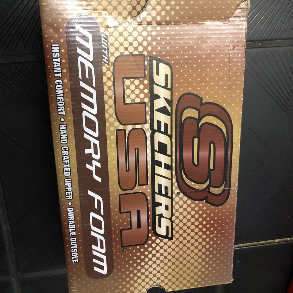 Sketchers USA with memory foam